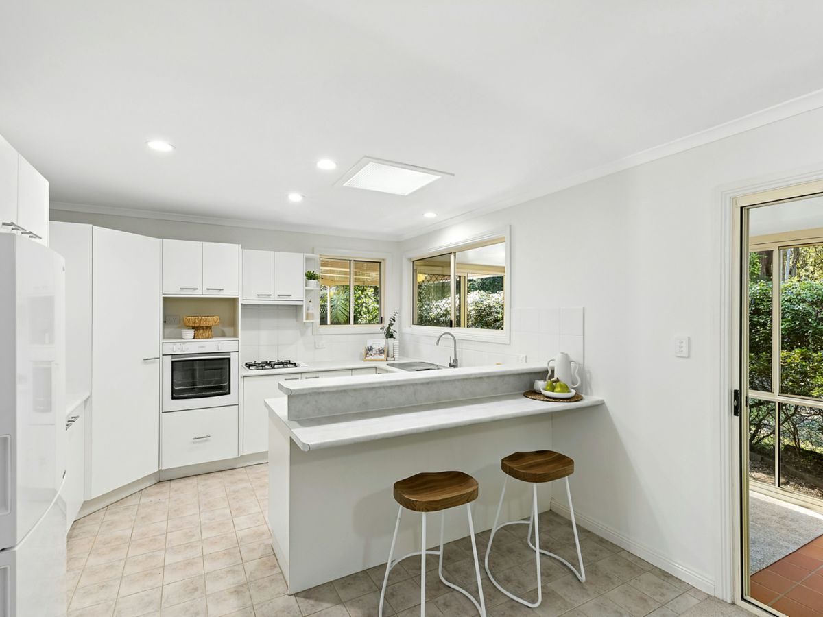 100/61 Karalta Road, Erina - image 3