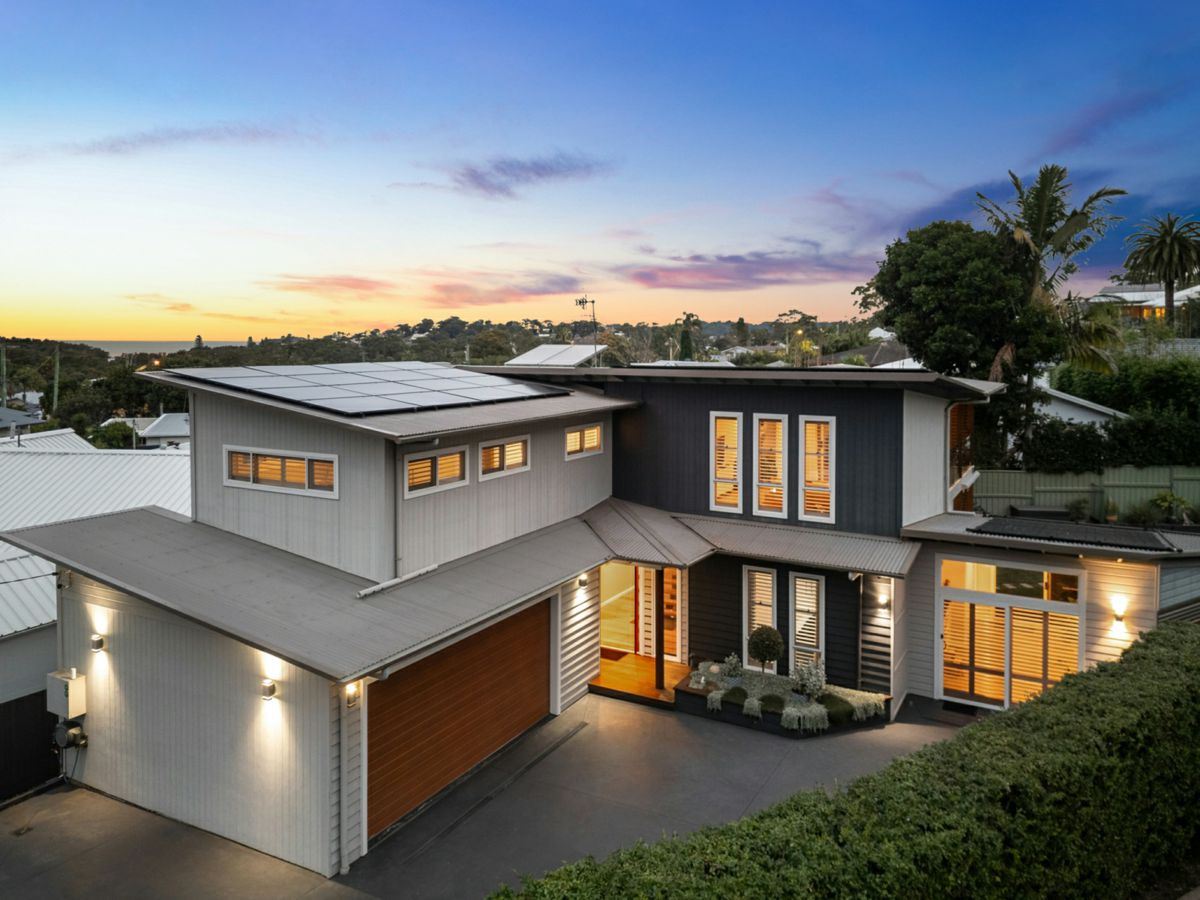 4 Adina Place, Wamberal - image 1
