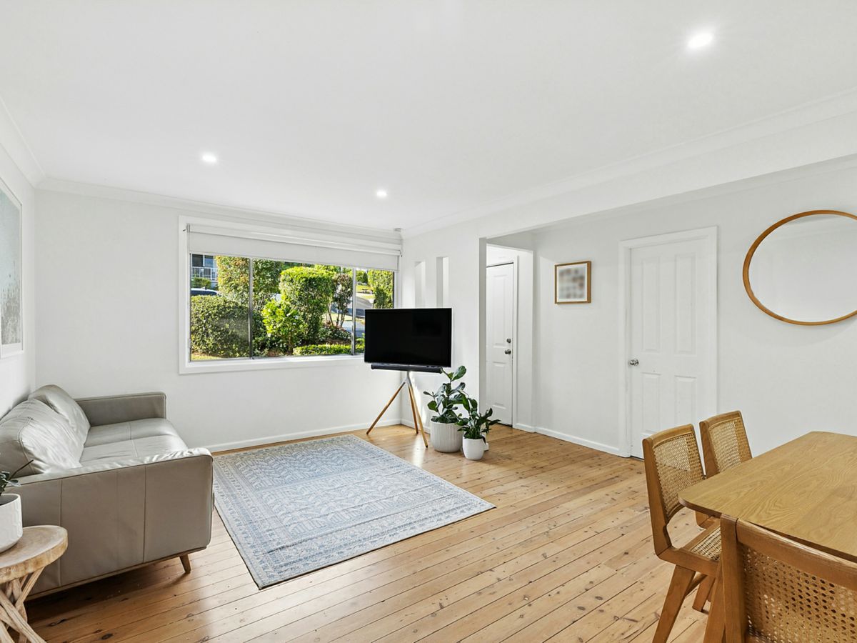 102 Lowanna Avenue, Forresters Beach - image 2