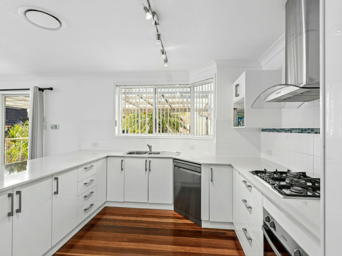 19 Golden Grove Circuit, Terrigal - image 2