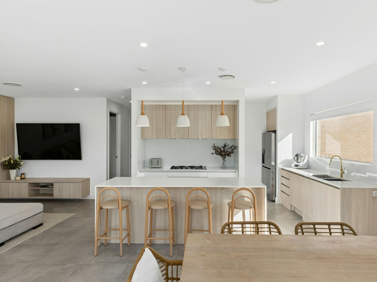 89 Mistview Circuit, Forresters Beach - image 3