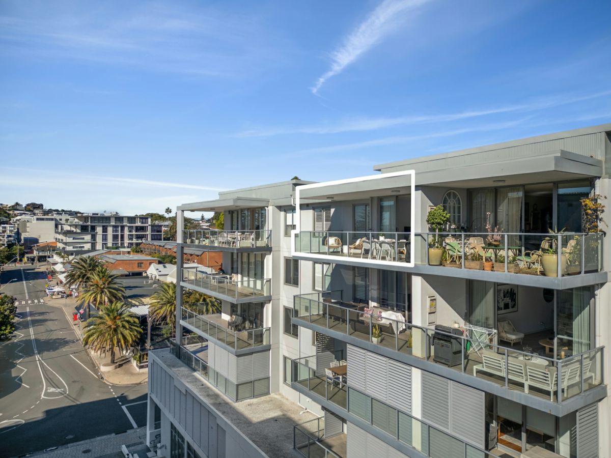 22/7 Campbell Crescent, Terrigal - image 2