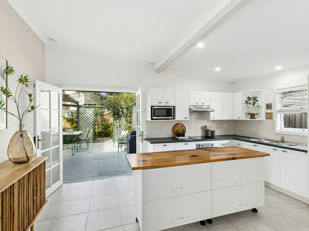 16 Aspen Avenue, Terrigal - image 3