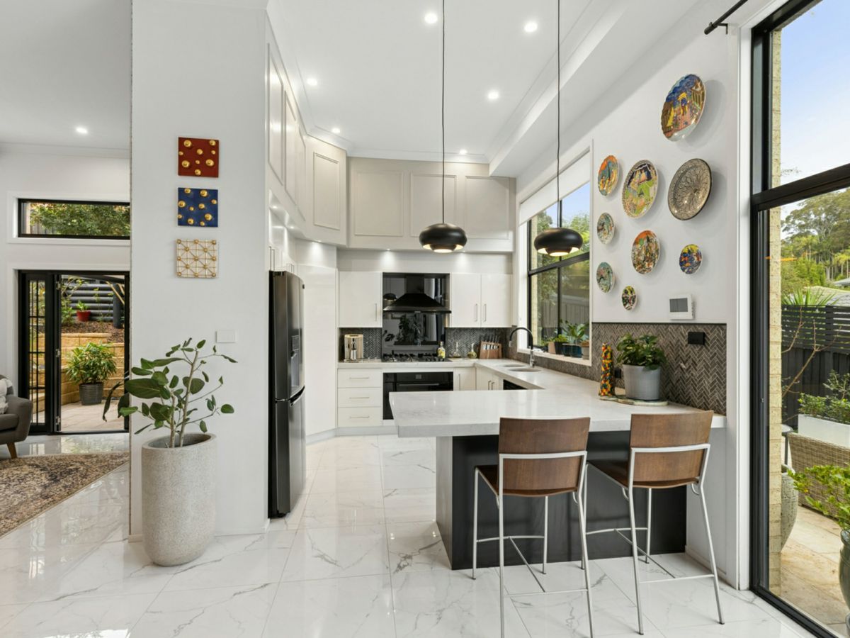 14 Cotswolds Close, Terrigal - image 2