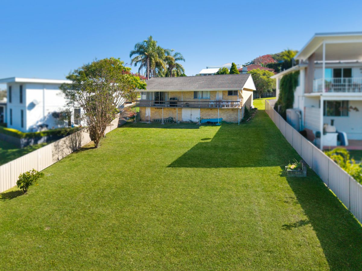 26 Braemar Drive, Wamberal - image 1