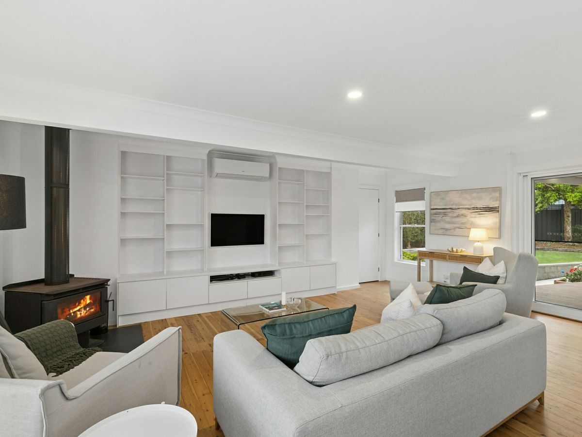 3 Hawea Close, Wamberal - image 3