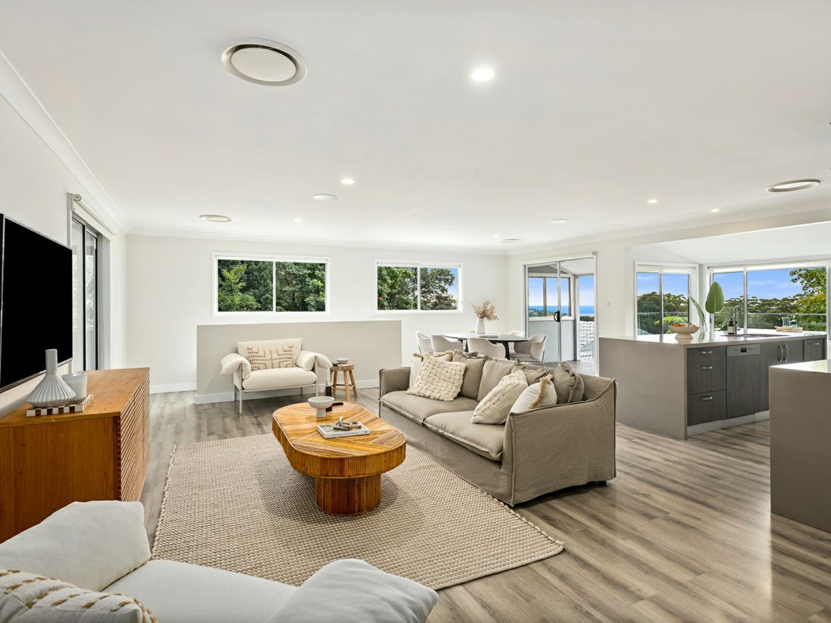 9 Bangalow Road, Thirroul - image 2
