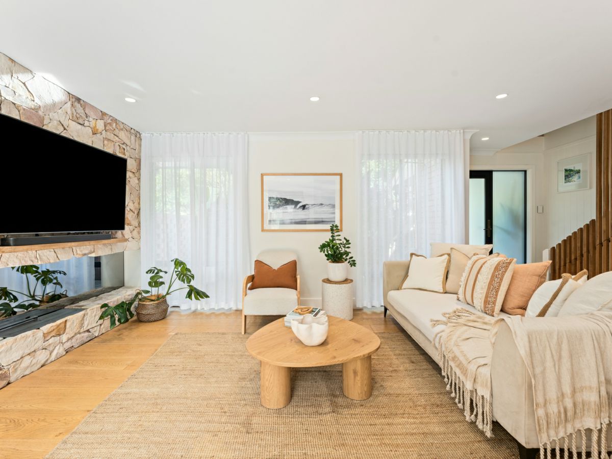 6/11 Cochrane Road, Thirroul - image 3