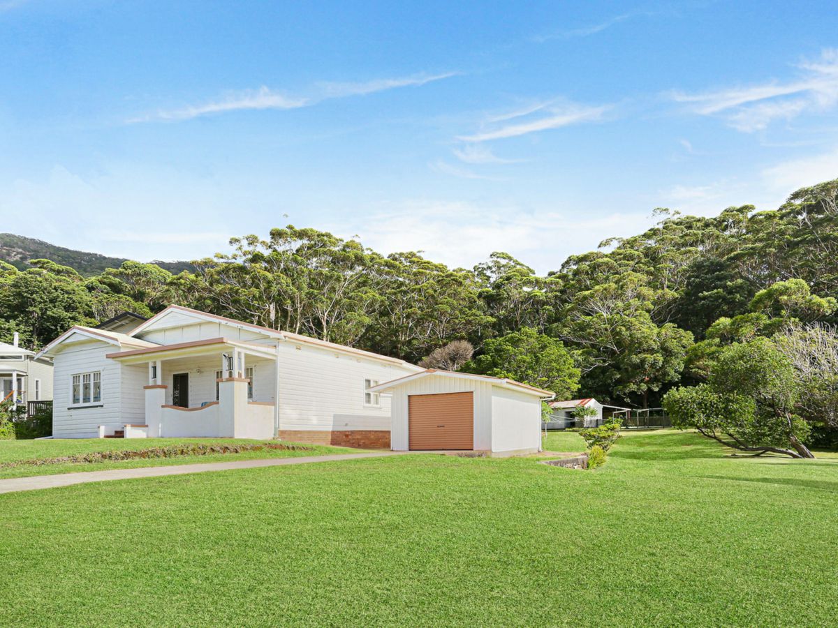 12-14 Broadridge Street, Wombarra - image 1