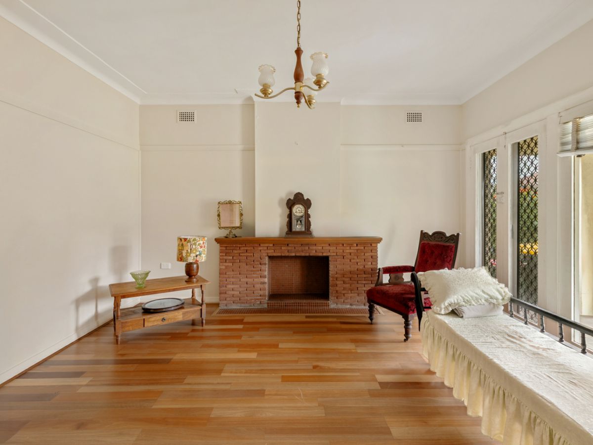 1 Gaynor Avenue, Mount Ousley - image 3