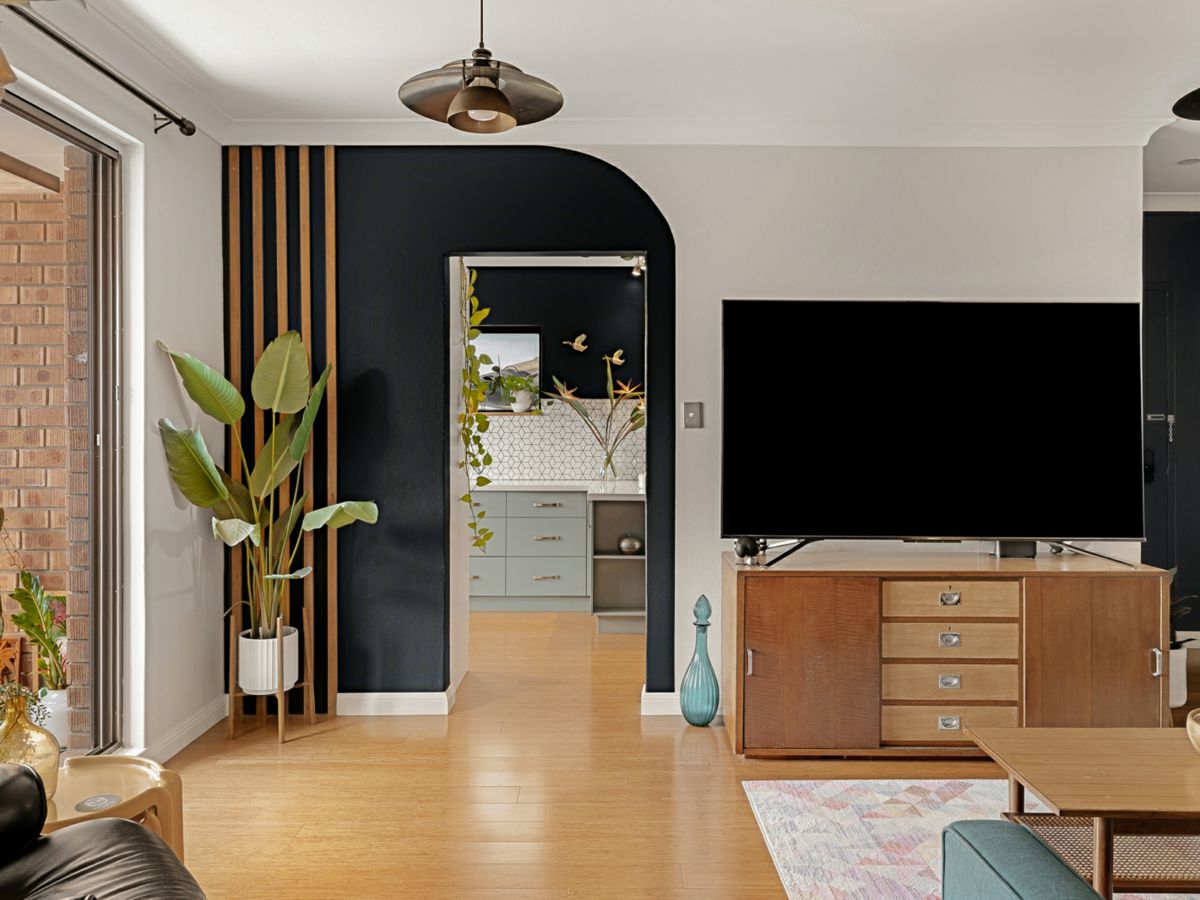 17/60 Campbell Street, Wollongong - image 3
