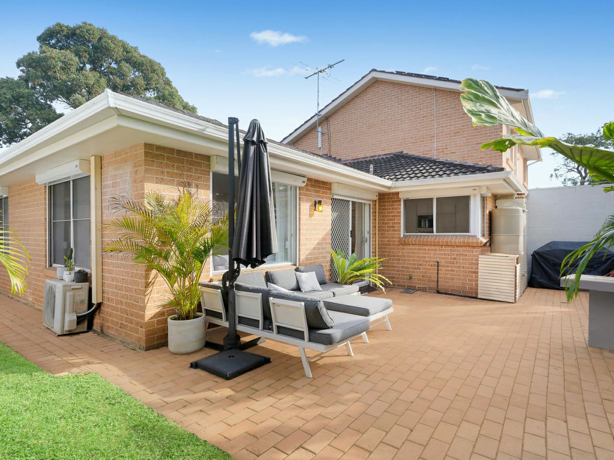 2/57 Karimbla Road, Miranda - image 3
