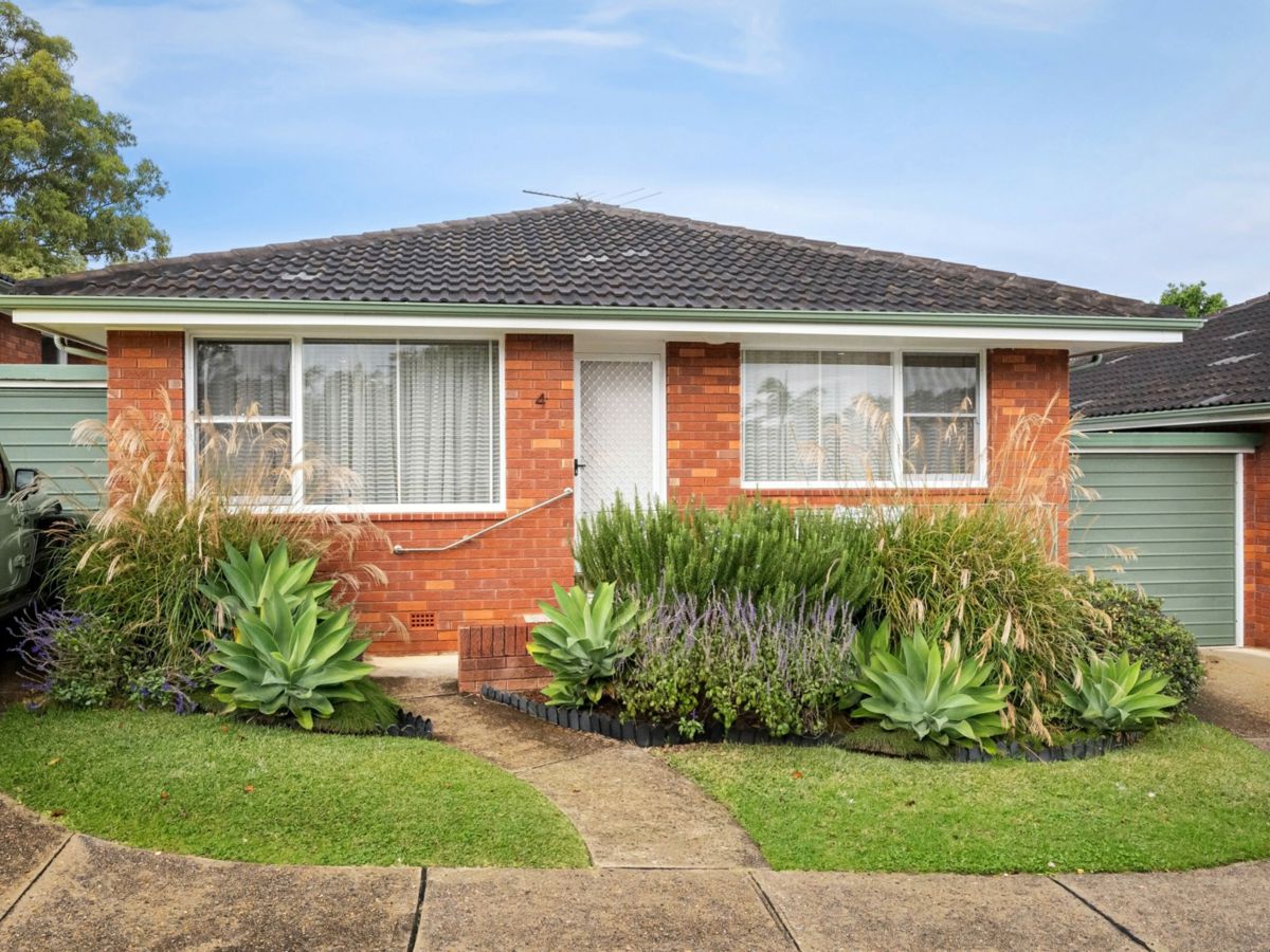 4/114 Morts Road, Mortdale - image 1