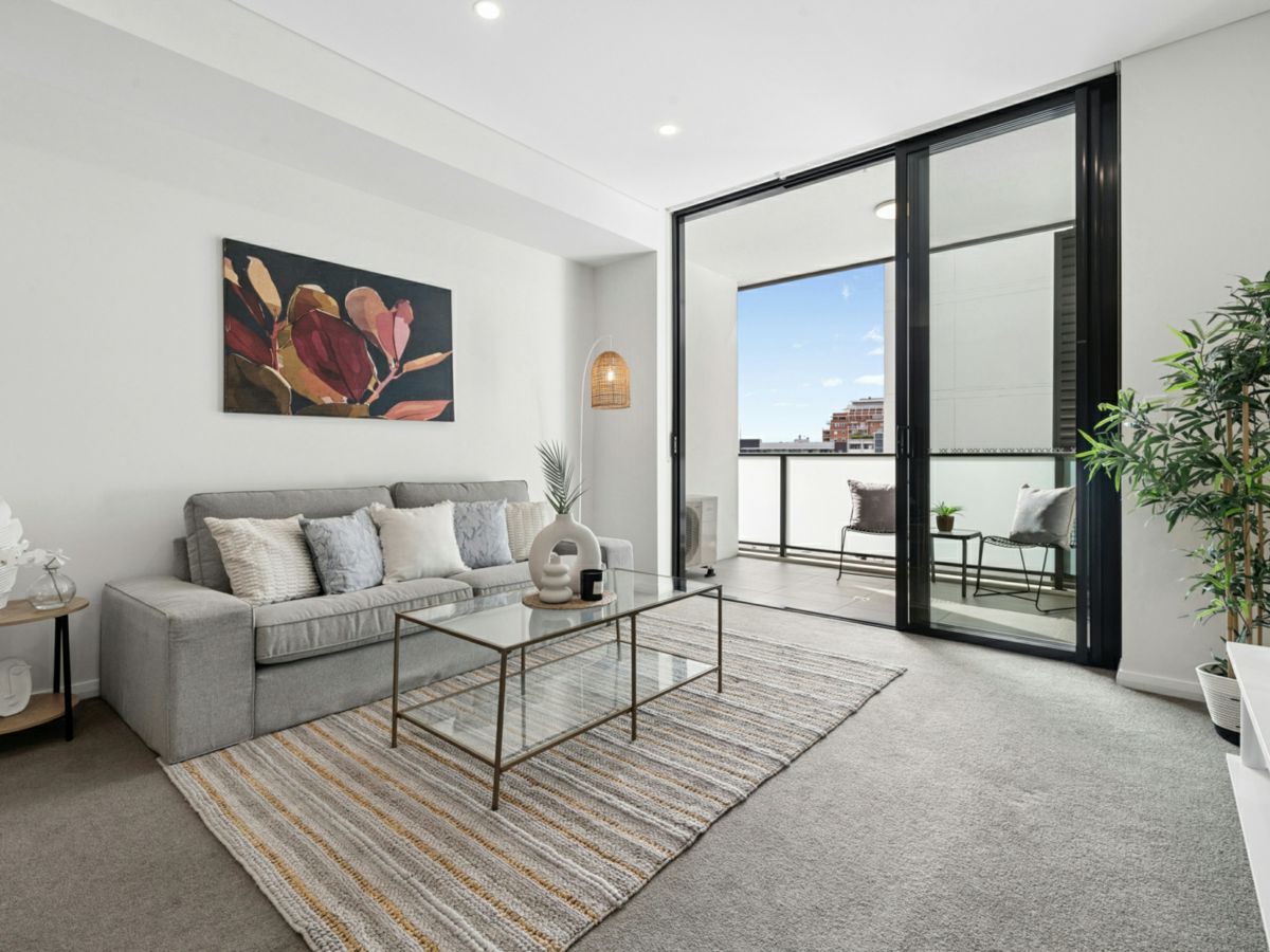 706/12 Woniora Road, Hurstville - image 1