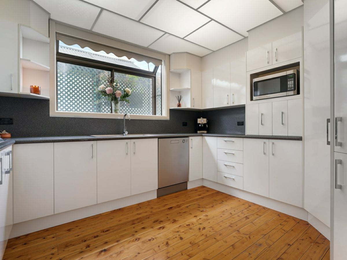 51 Broughton Street, Mortdale - image 3