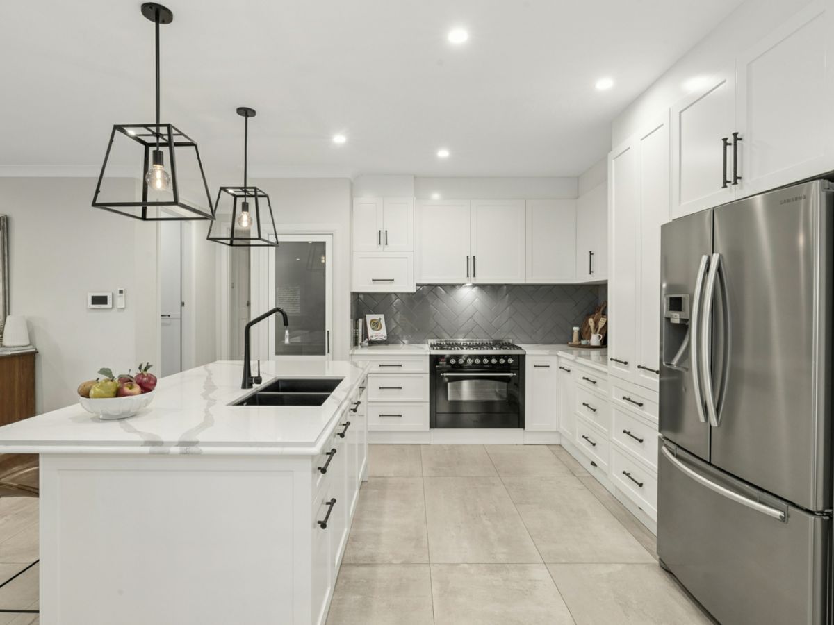 15 Waitara Parade, Hurstville Grove - image 3