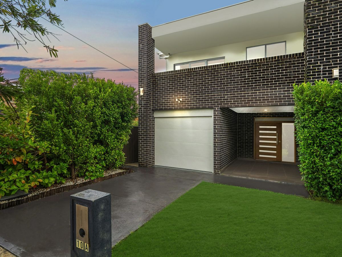 10A Louie Street, Padstow - image 1