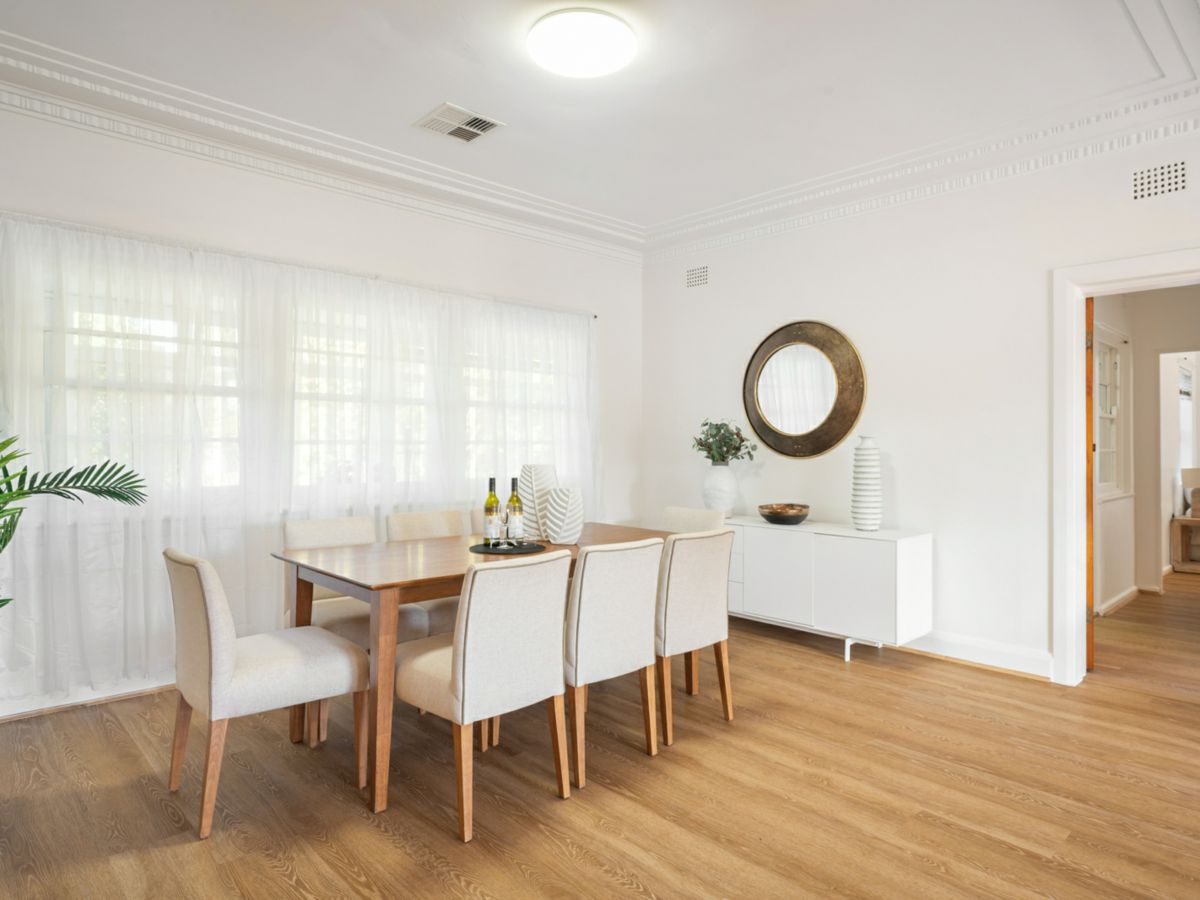17 Moya Crescent, Kingsgrove - image 3