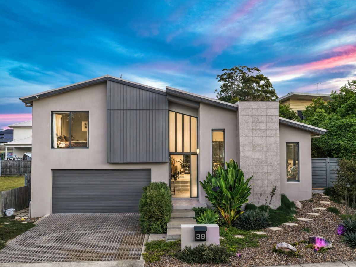 38 Trinity Point Drive, Morisset Park - image 1