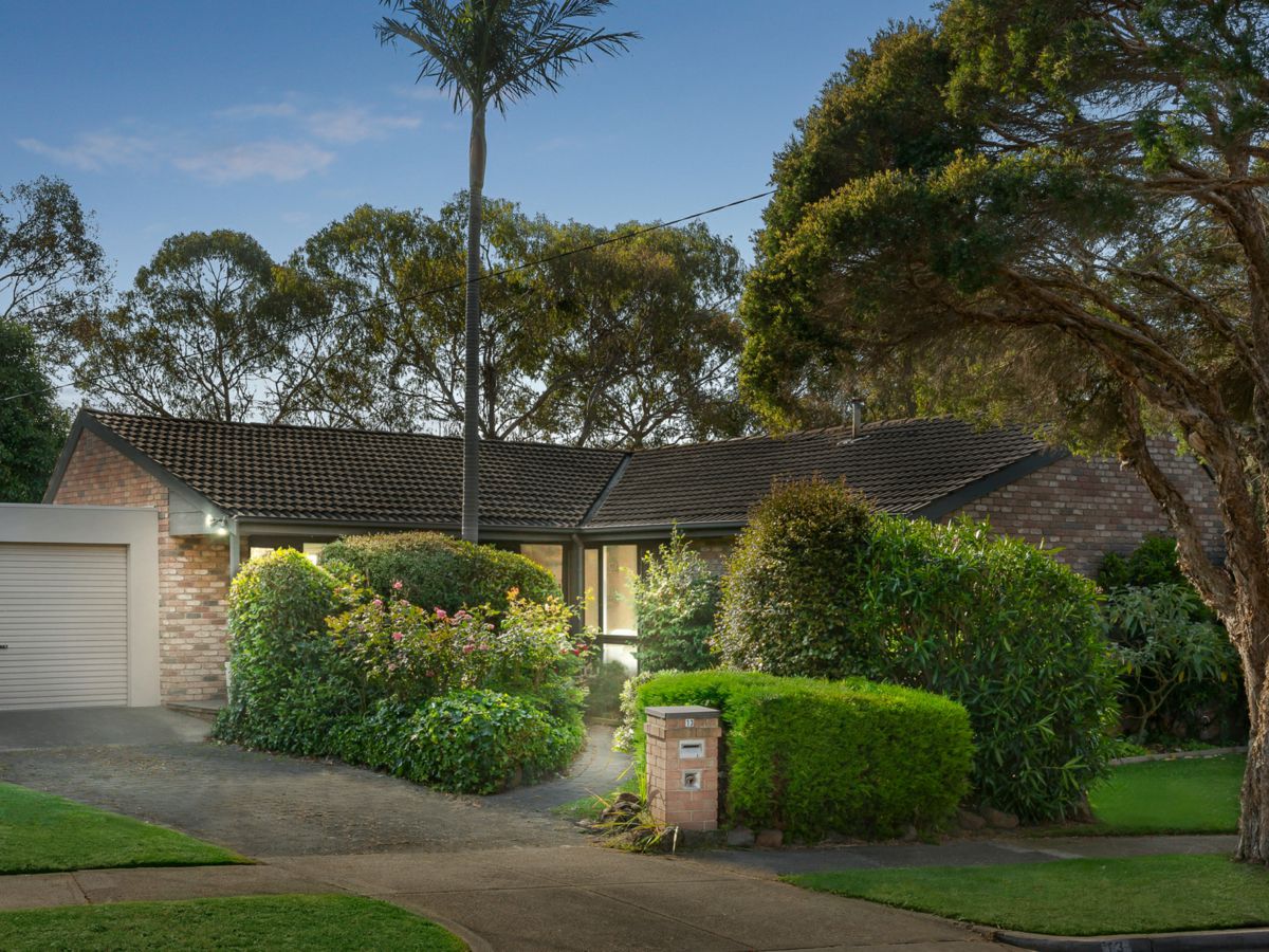 13 Liardet Crescent, Frankston - image 1