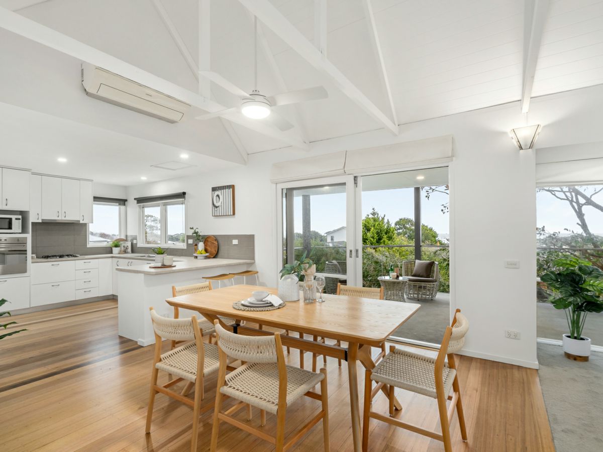 9 Bedford Place, Mornington - image 3