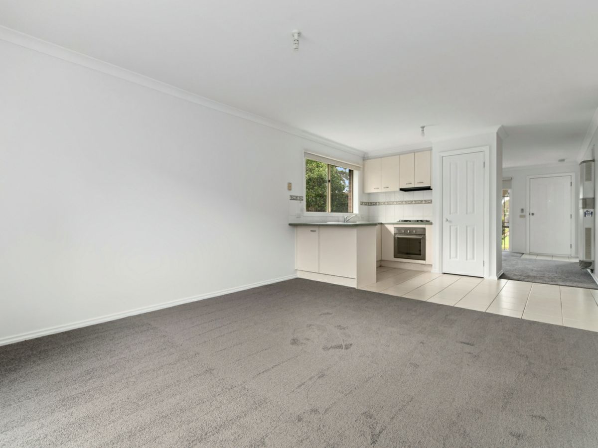 16/8 Norwarran Way, Langwarrin - image 3
