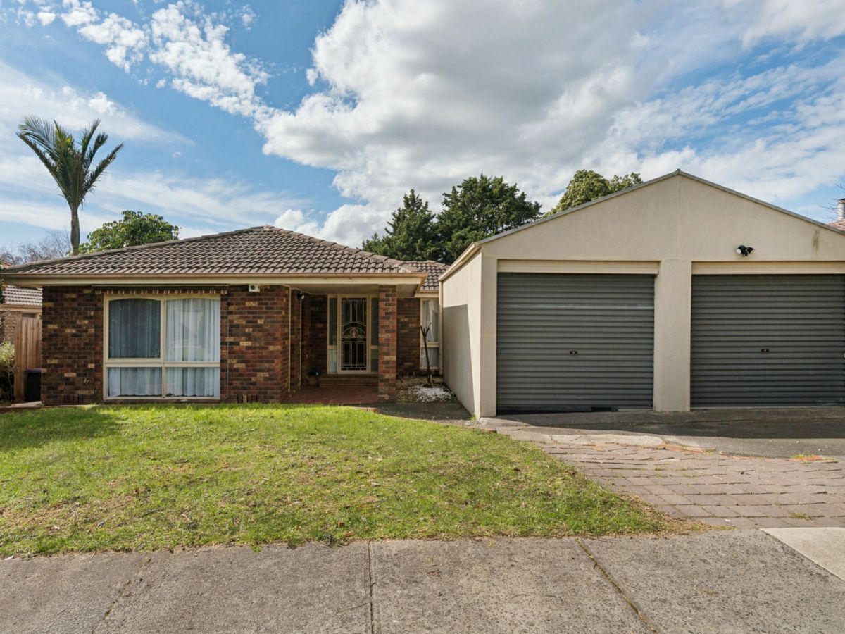 17 Bush Court, Langwarrin - image 1