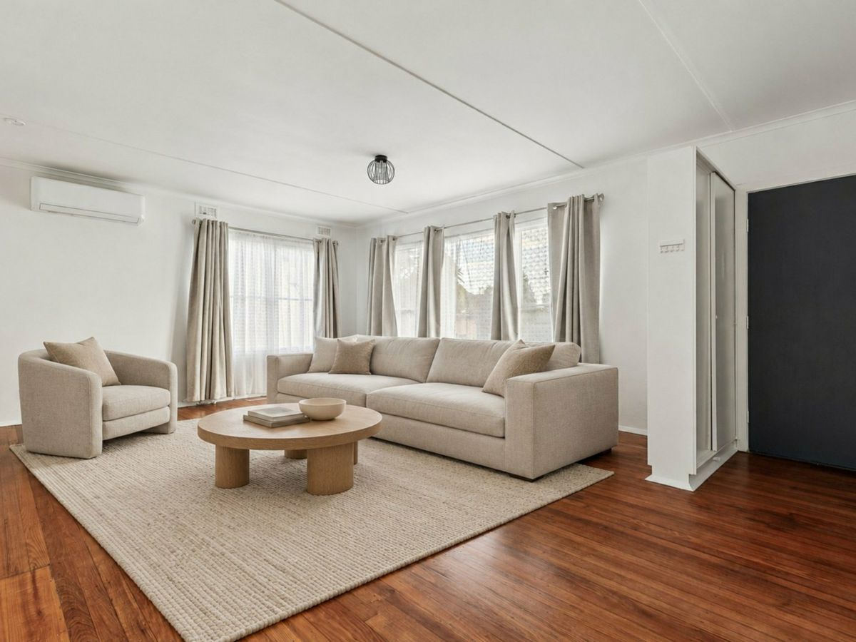 25 Mahogany Avenue, Frankston North - image 2