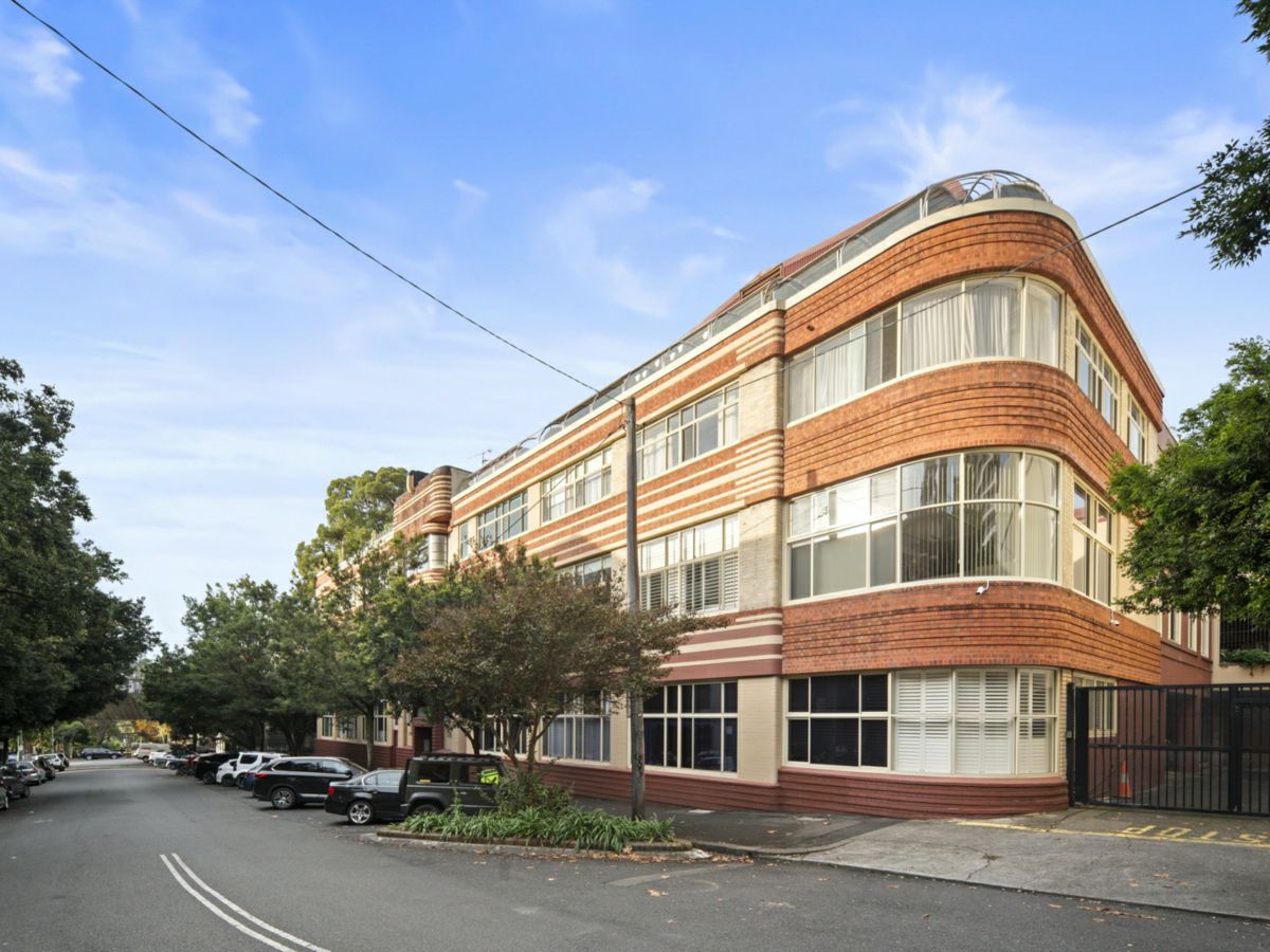 58/150 Forbes Street, Woolloomooloo - image 1