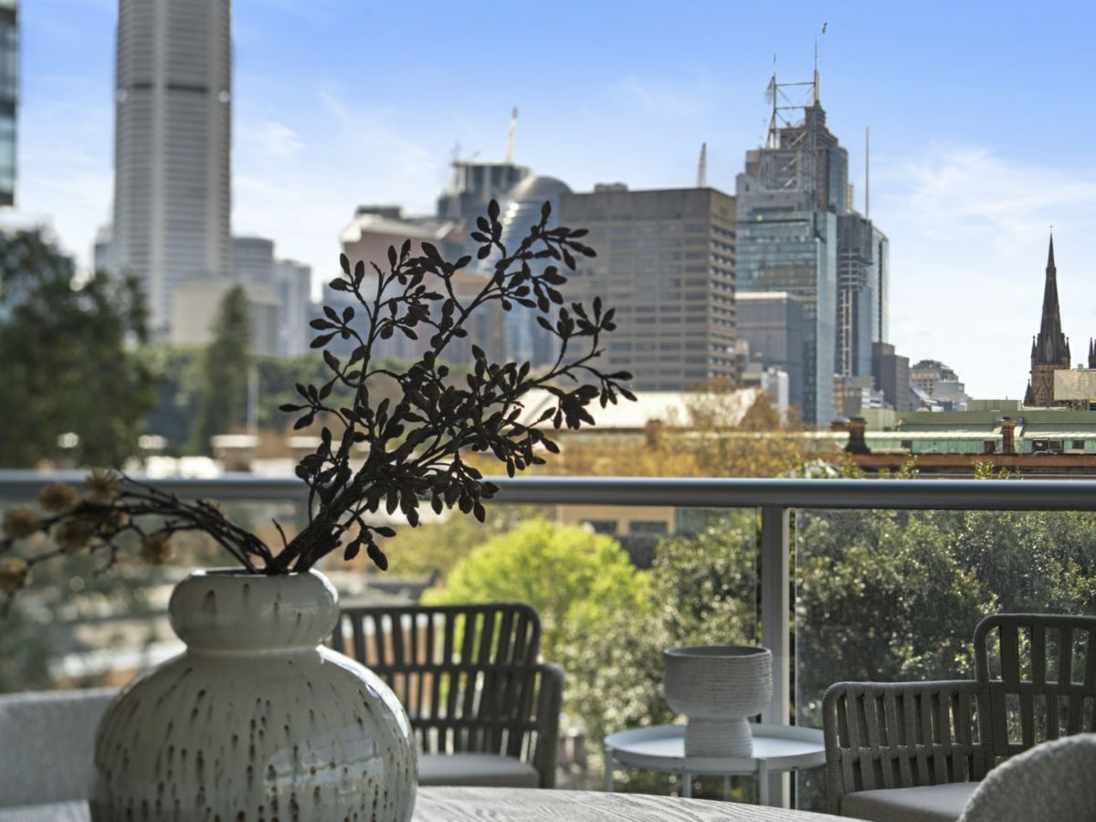 406/1 Francis Street, Darlinghurst - image 1