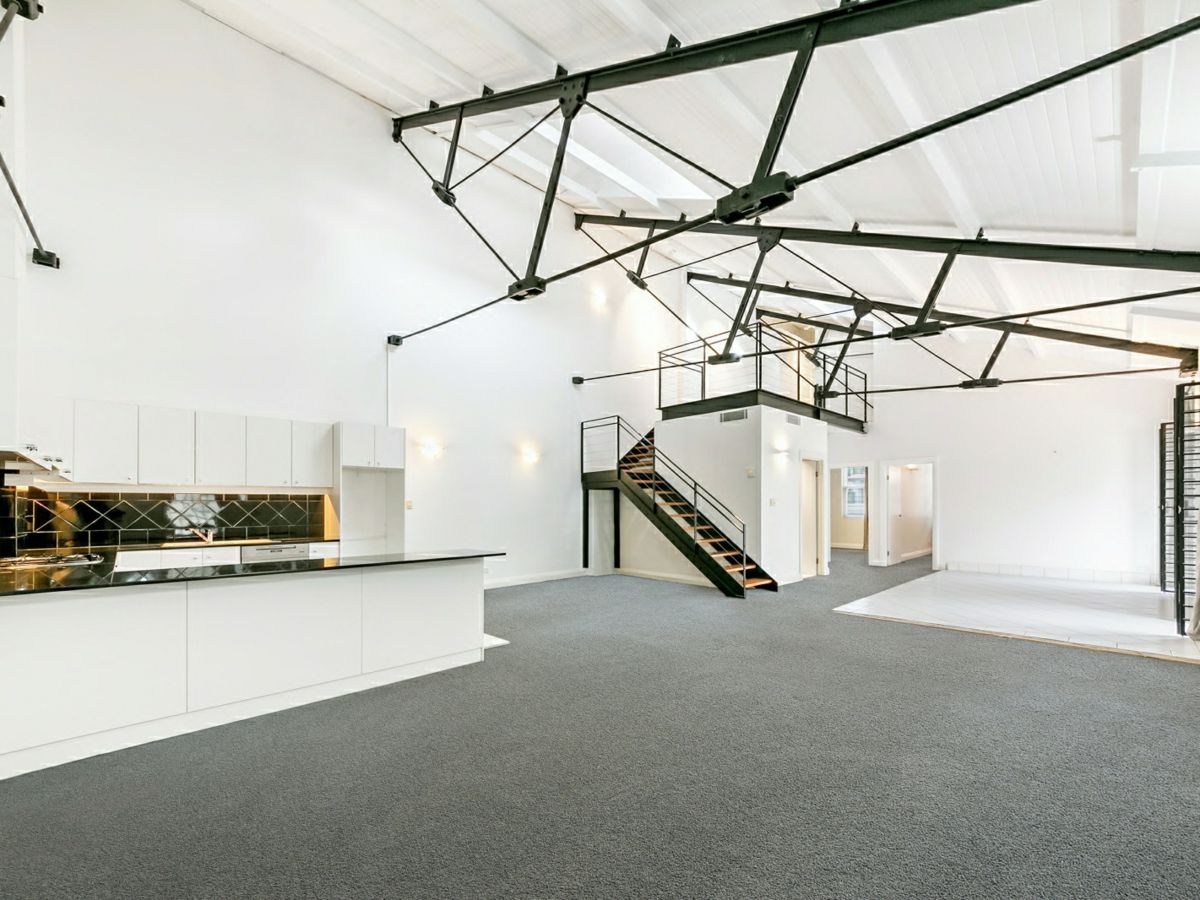 8/52 Taylor Street, Darlinghurst - image 1