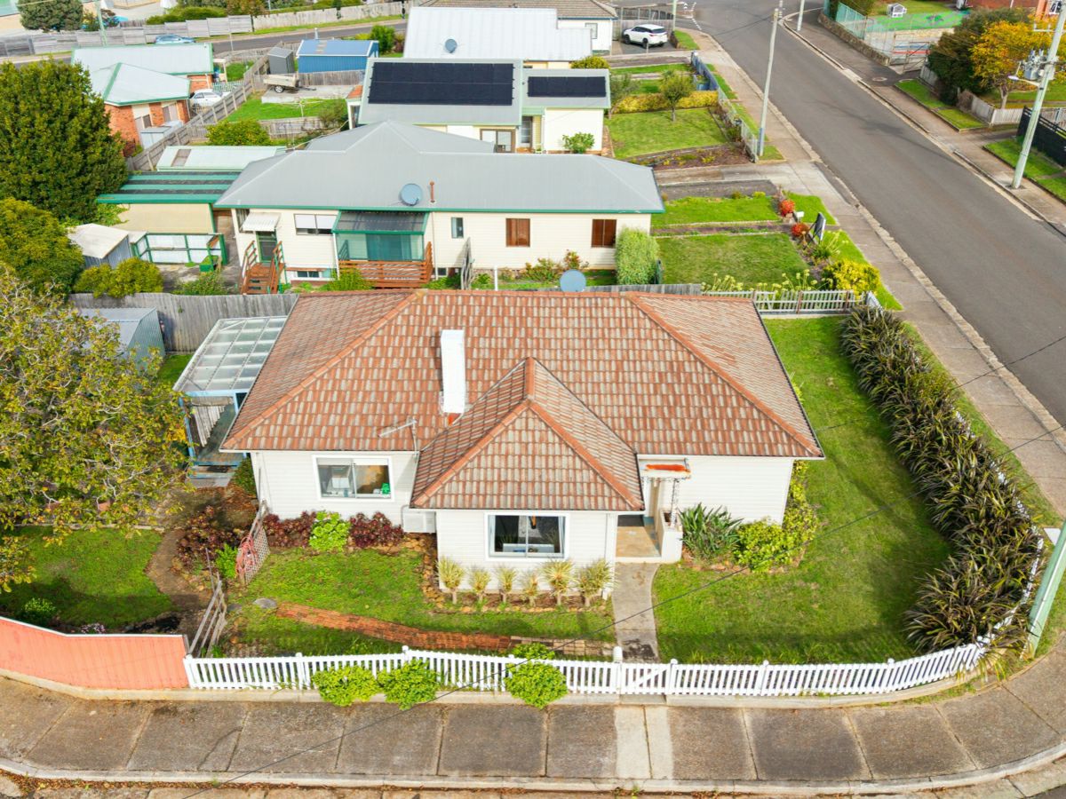 105 Bird Street, Montello - image 2