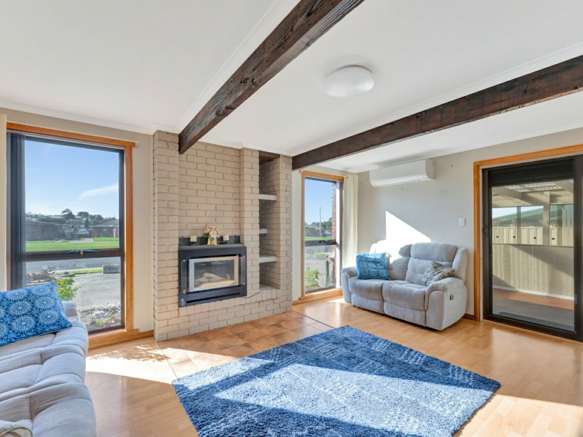 24 Roberts Court, Devonport - image 3