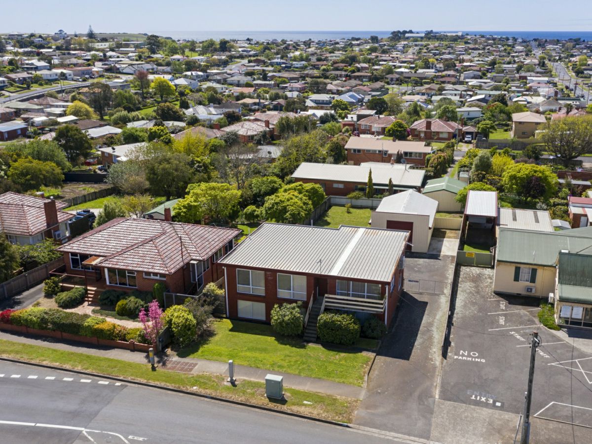 168 Steele Street, Devonport - image 2