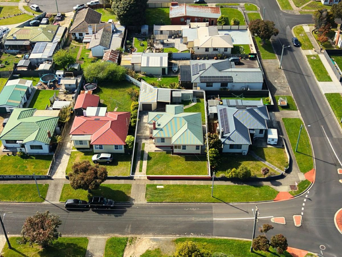 62 Ronald Street, Devonport - image 3