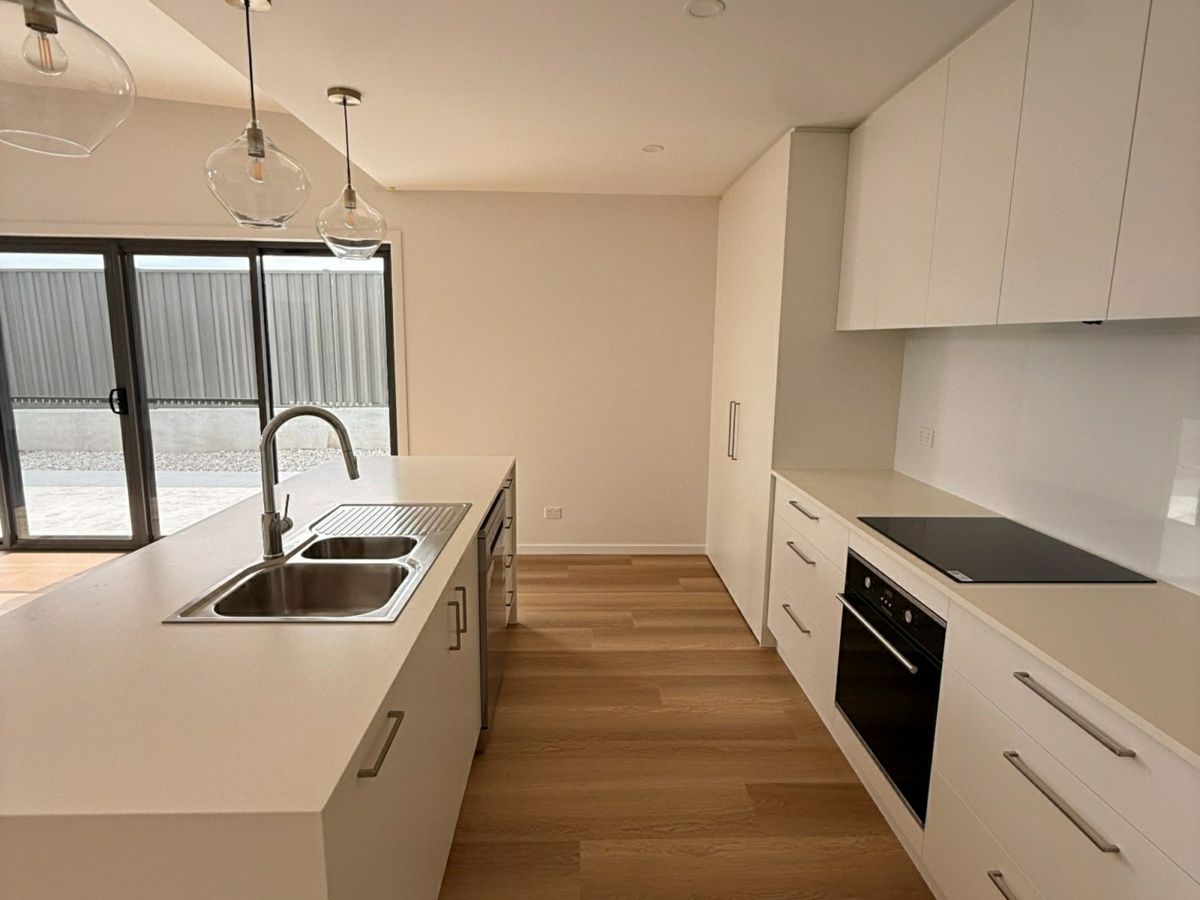 7 Magnolia Avenue, Latrobe - image 2