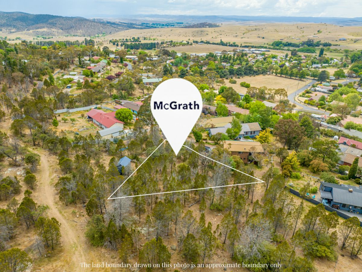 18 Moorong Place, Cooma - image 1