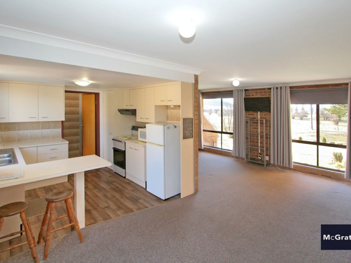 7 Berrivilla Close, Berridale - image 1