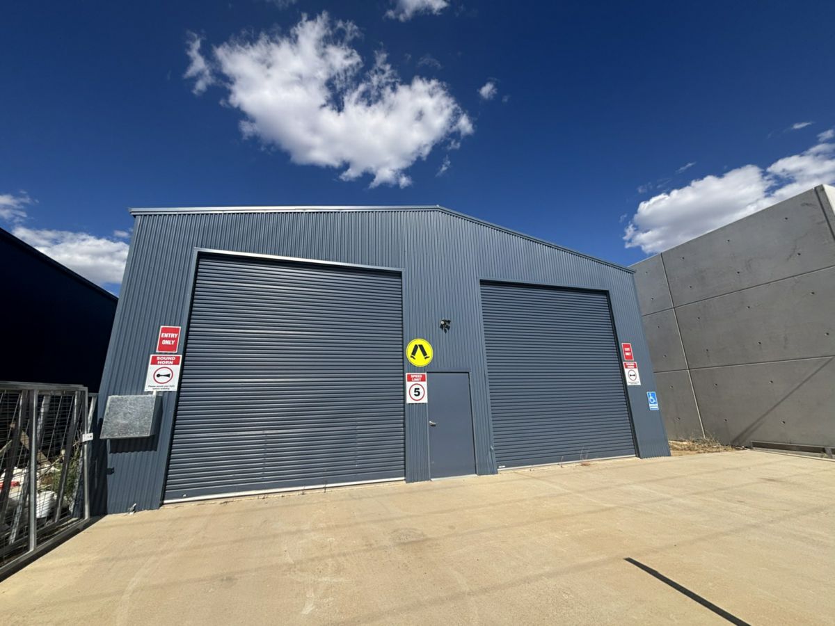 1/21 Holland Road, Polo Flat - image 1