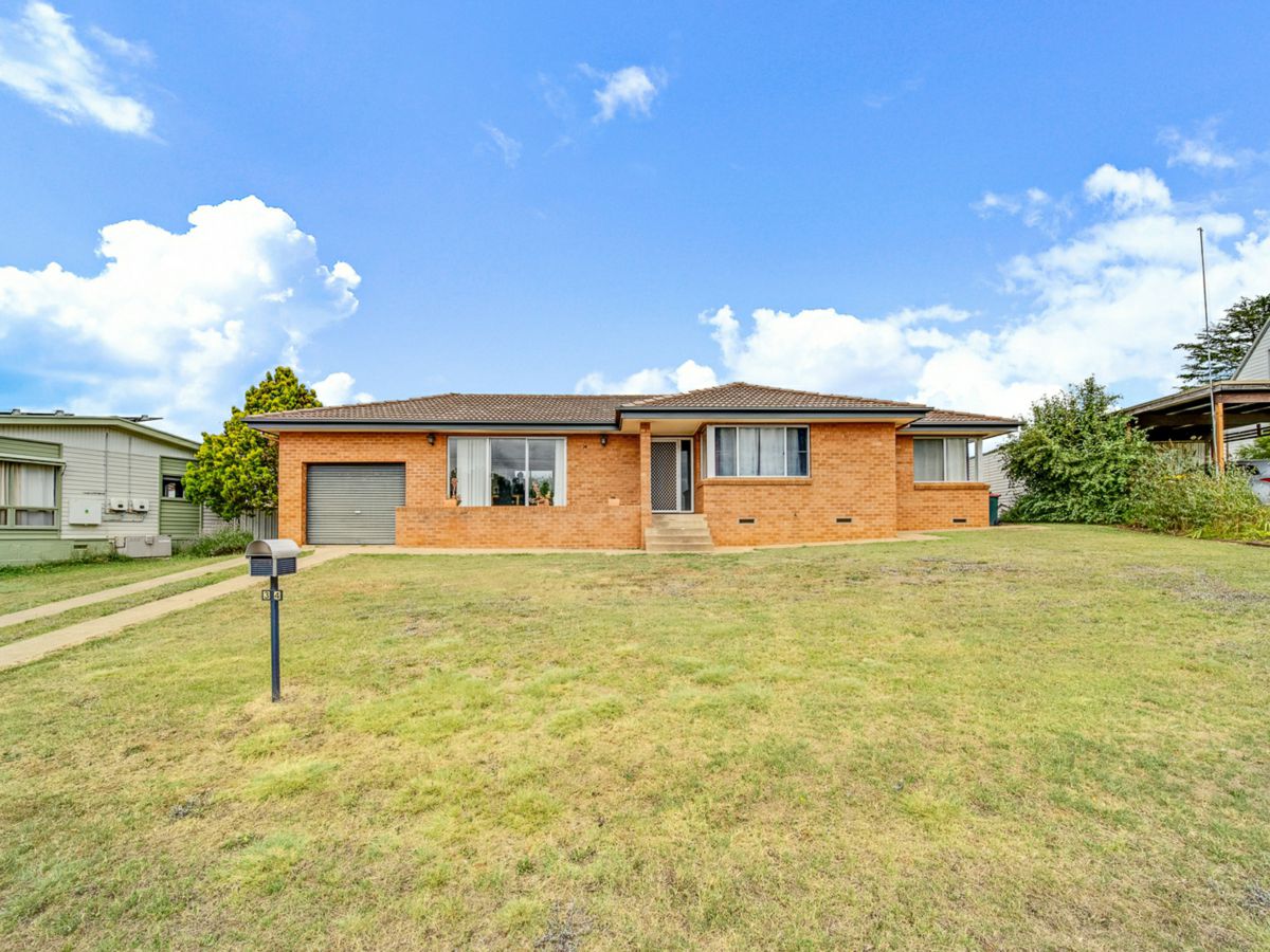 34 Woolalla Street, Cooma - image 1