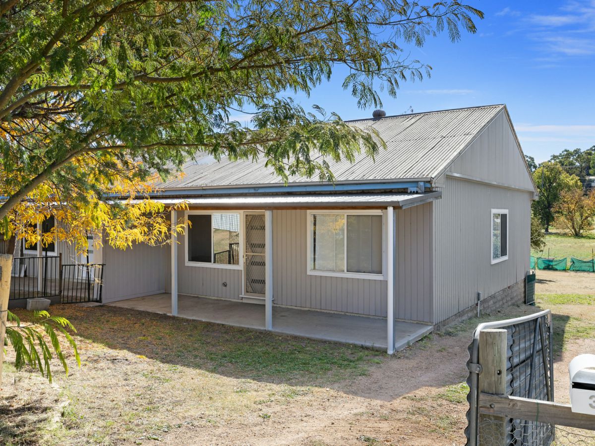 3-5 Barrack Street, Cooma - image 1