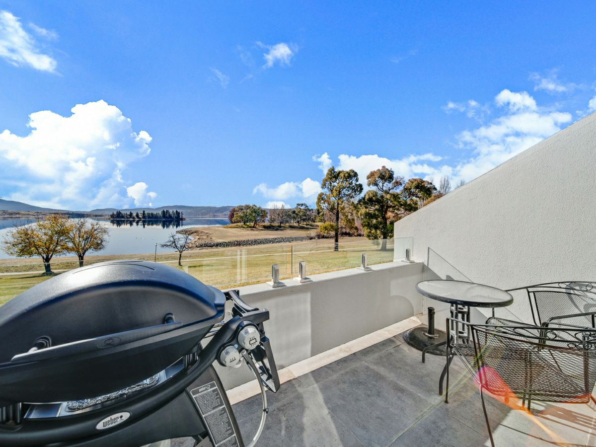 306/62 Kosciuszko Road, Jindabyne - image 2