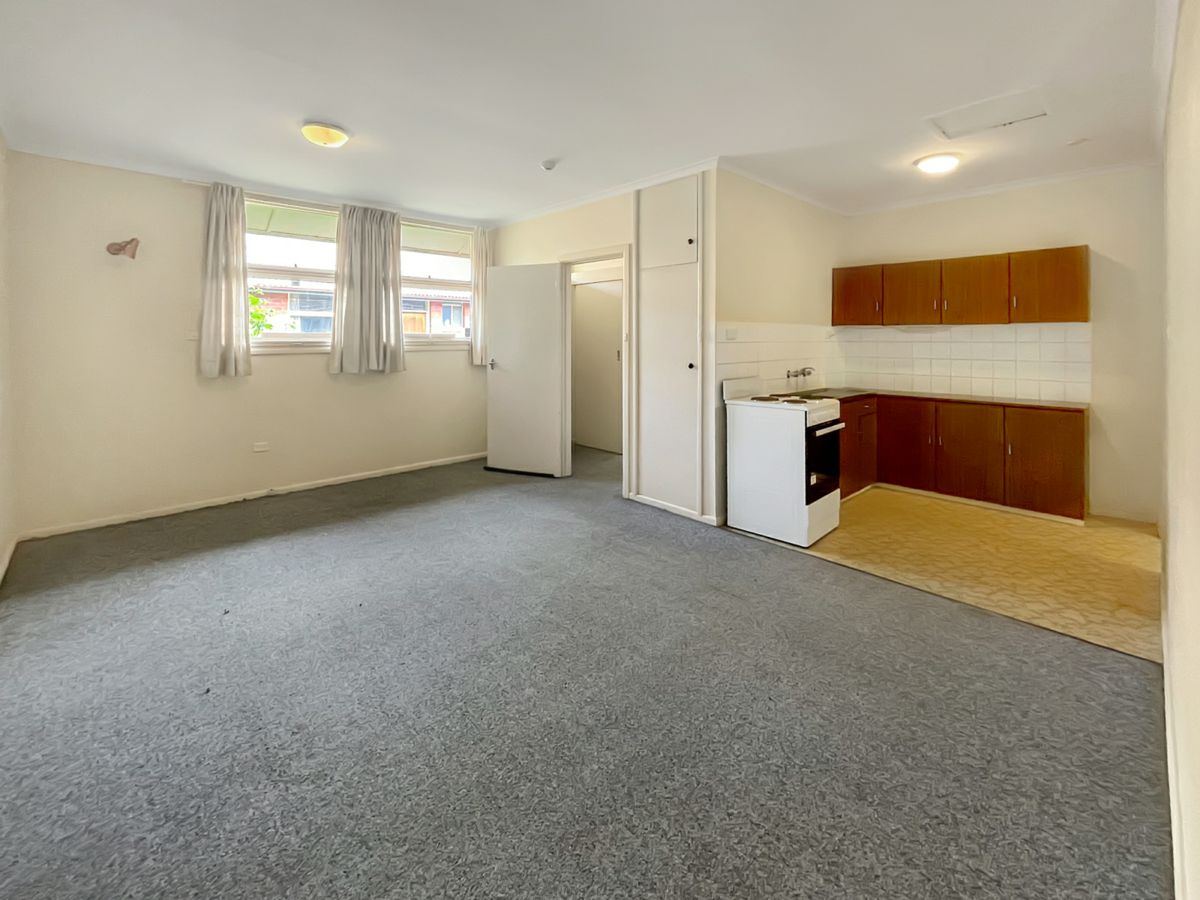 50/9 Yulin Avenue, Cooma - image 1