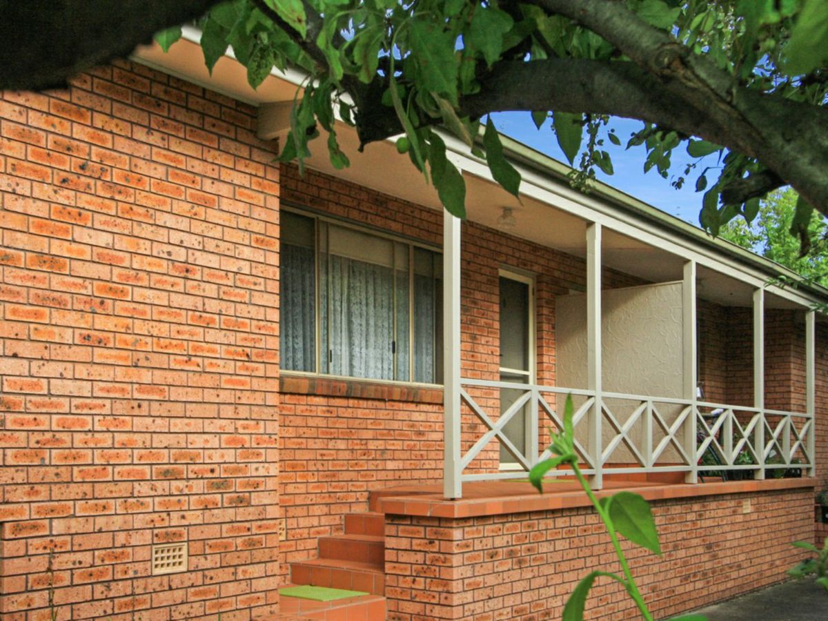 1/5 Thowra Close, Berridale - image 1