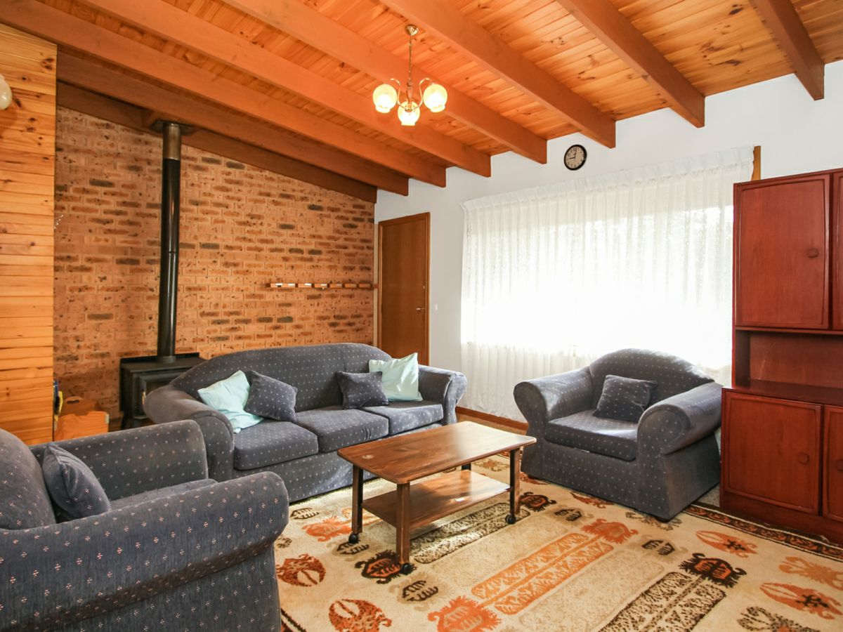 1/5 Thowra Close, Berridale - image 2