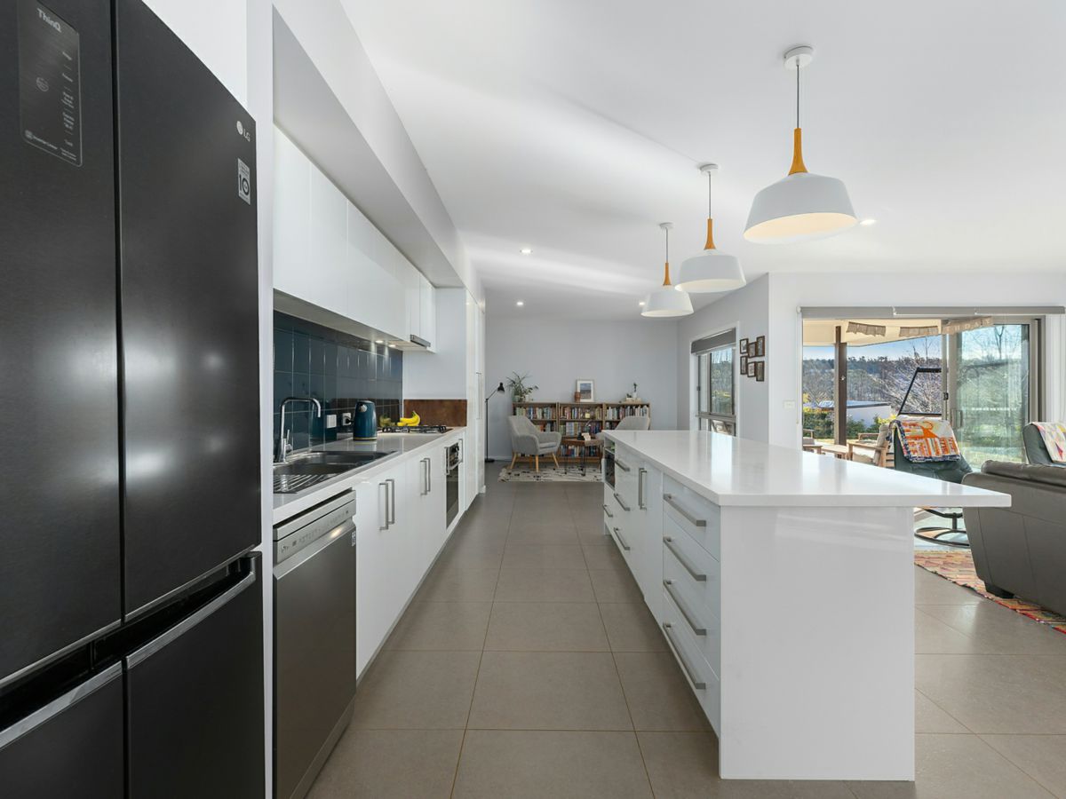 9 East Camp Drive, Cooma - image 3