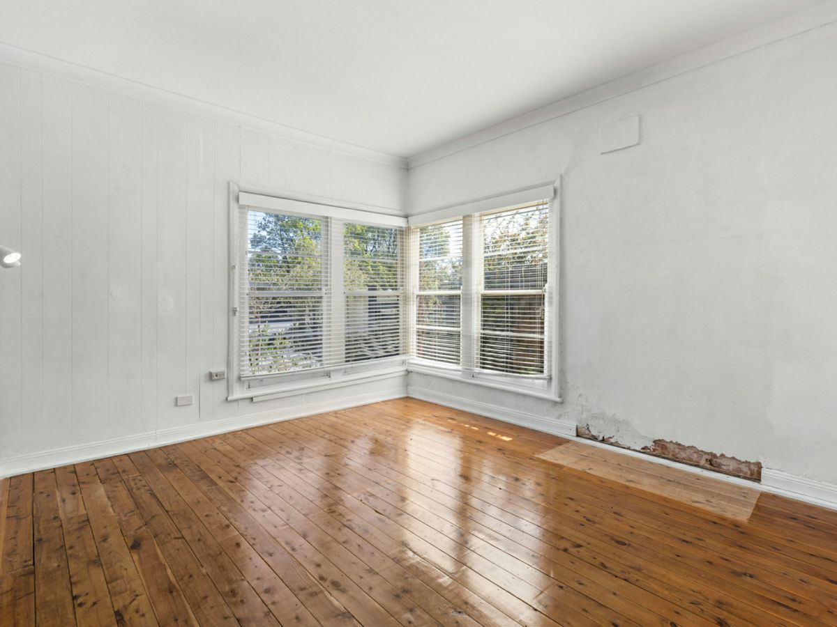 24 Commissioner Street, Cooma - image 3