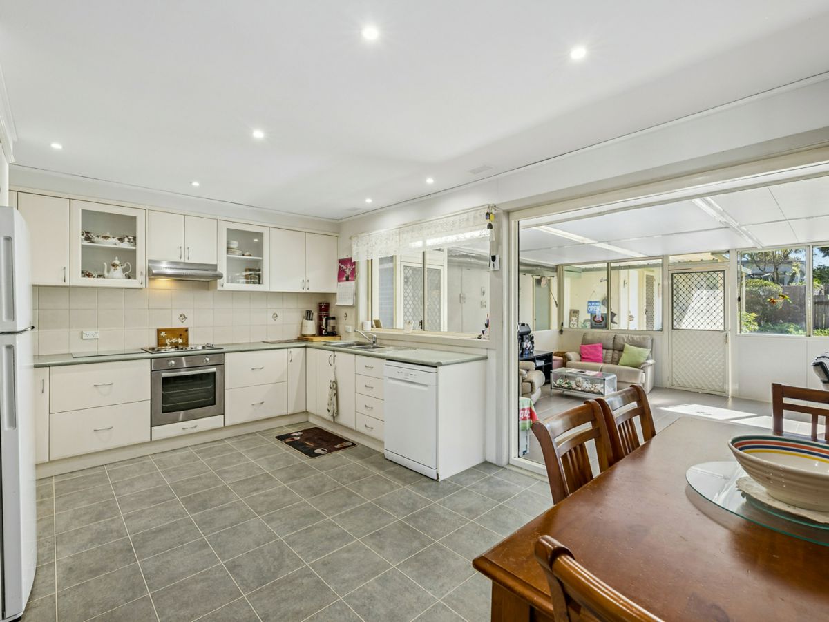40 Reid Road, Winmalee - image 3