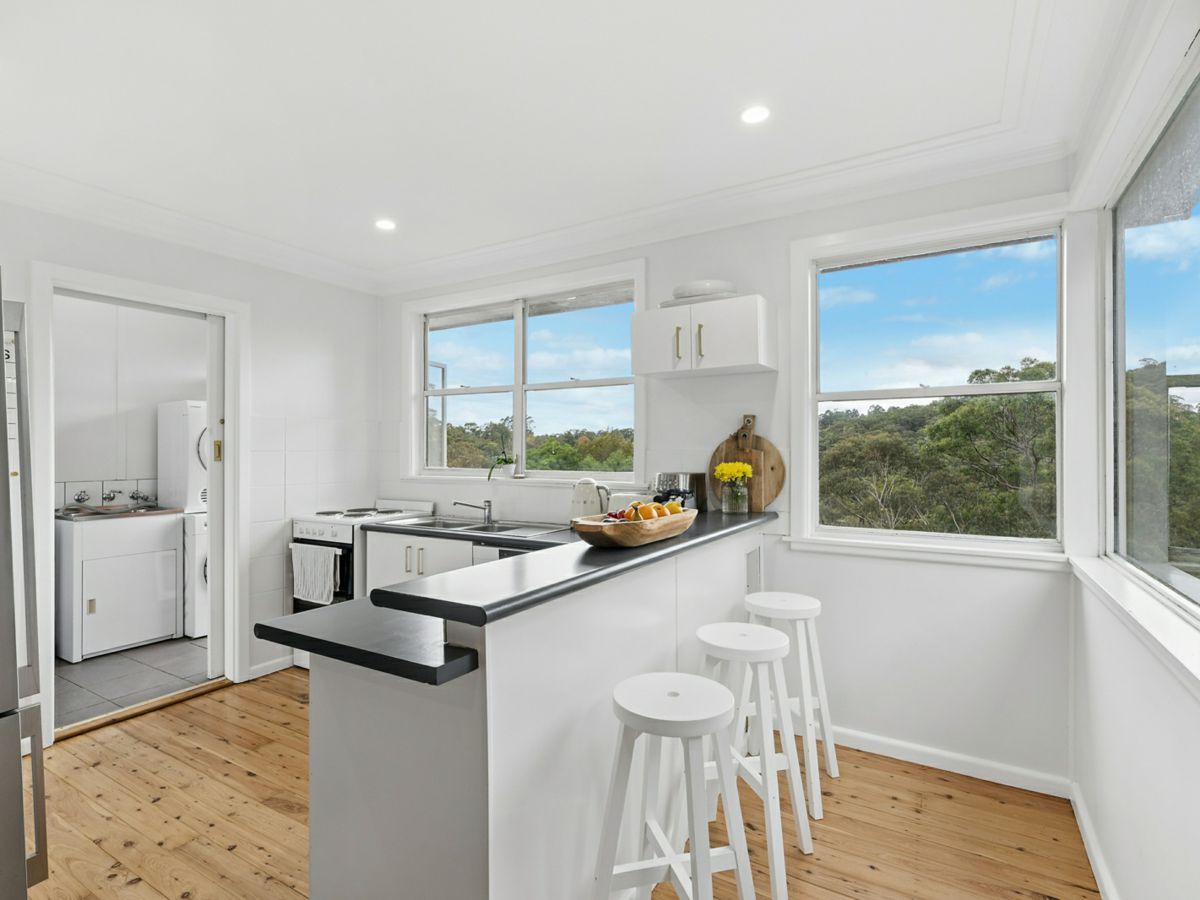 24 Parkes Crescent, Faulconbridge - image 3