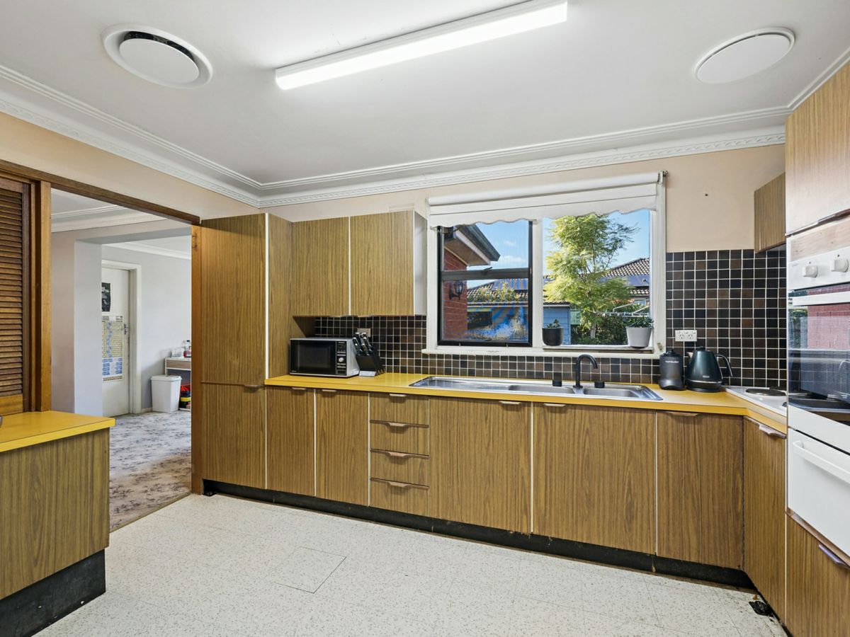 40 Hersey Street, Blaxland - image 2